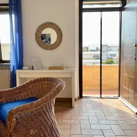 Sea Breeze House *