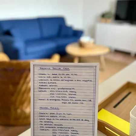 Sea Breeze House דירה
