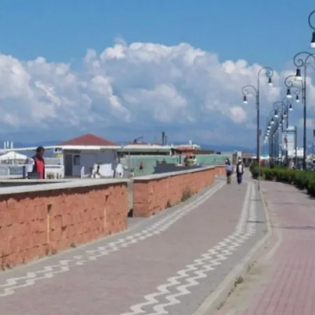 Sea Breeze House